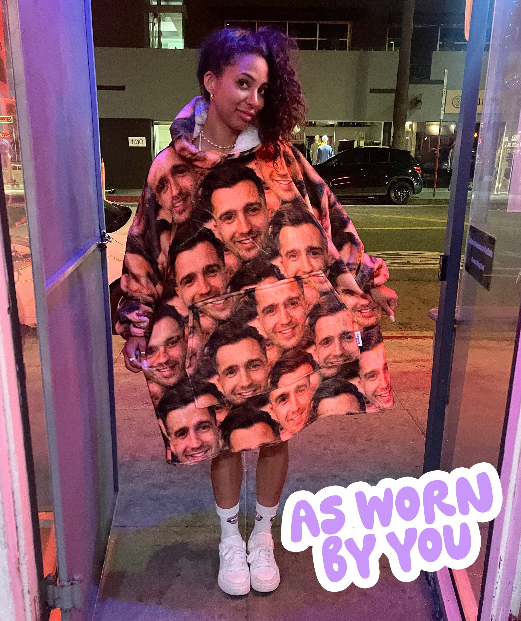 Face Mash Chillzy Hoodie Blanket