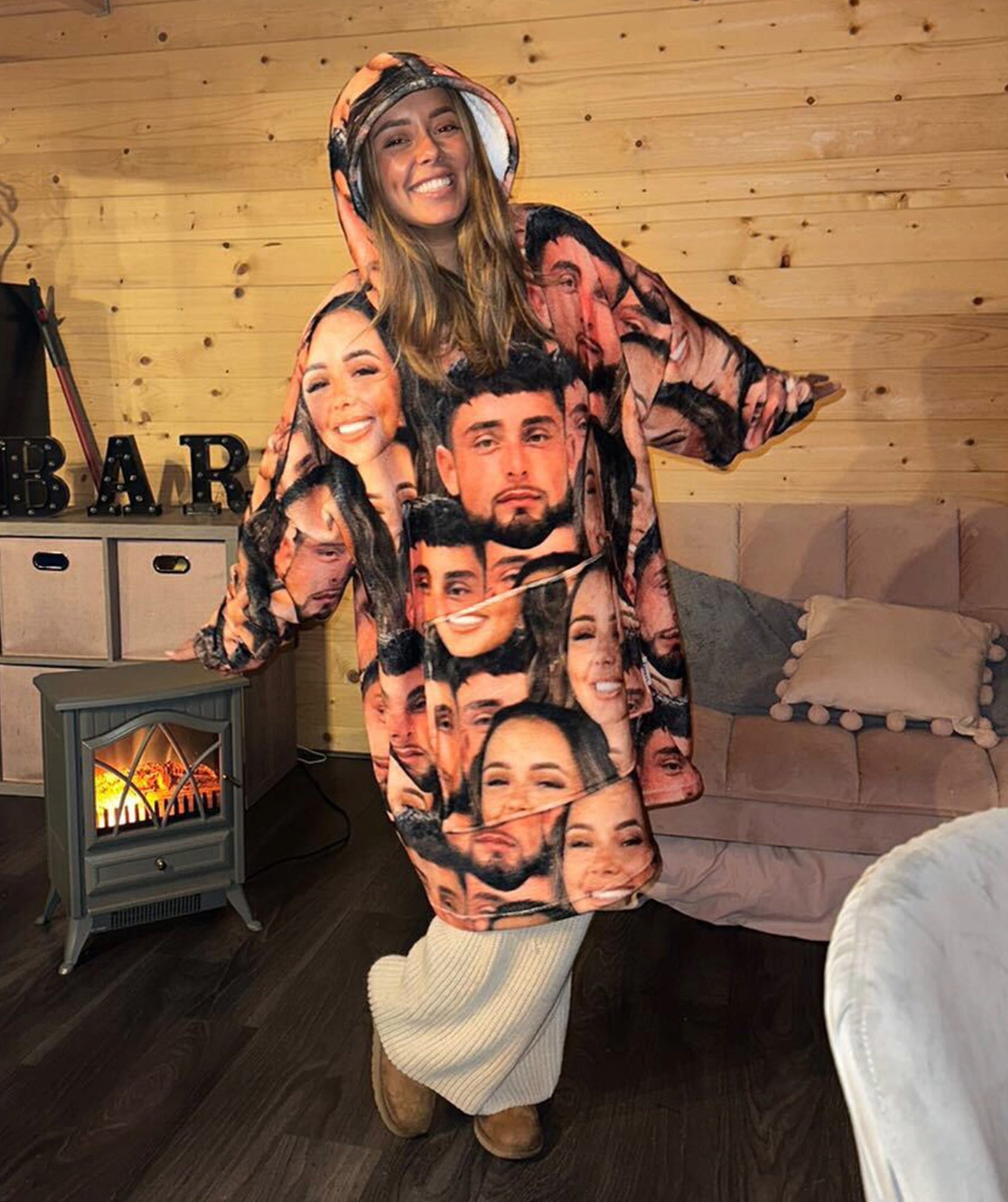 Best Friends Face Mash Chillzy Hoodie Blanket